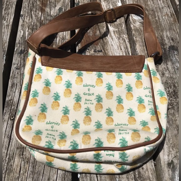 Mary & Martha Handbags - Mary & Martha Glories & Grace Pineapples Crossbody Bag Purse Hallmark White